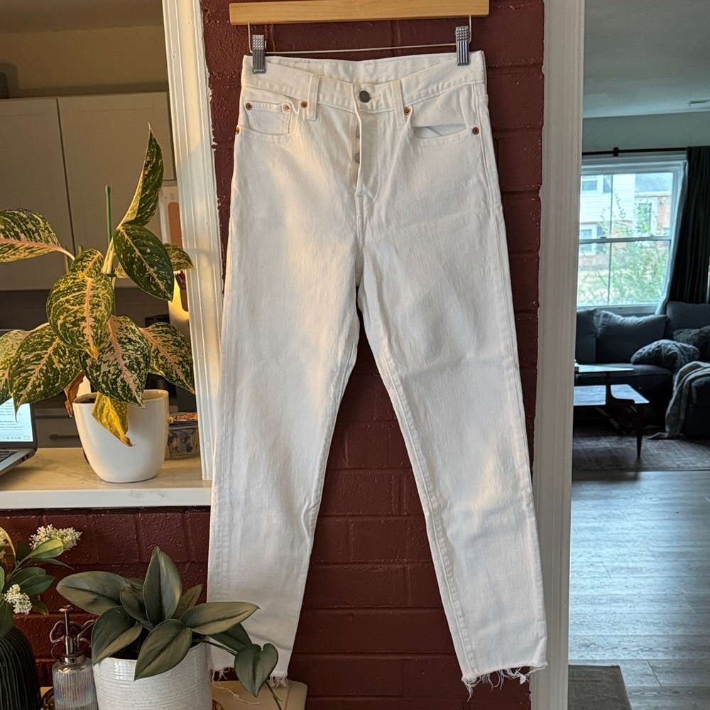 Levi's White Denim Straight Leg Jeans Size 25